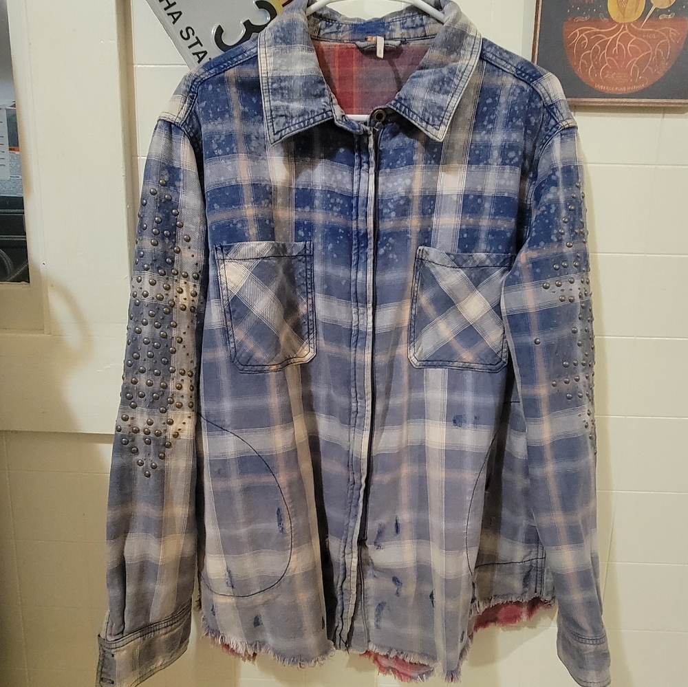 FREE PEOPLE GRUNGE STUD-EMBELLISHED DISTRESSED FLANNEL